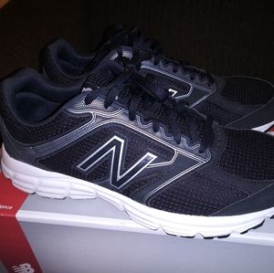 Men's New Balance Shoes Size 11